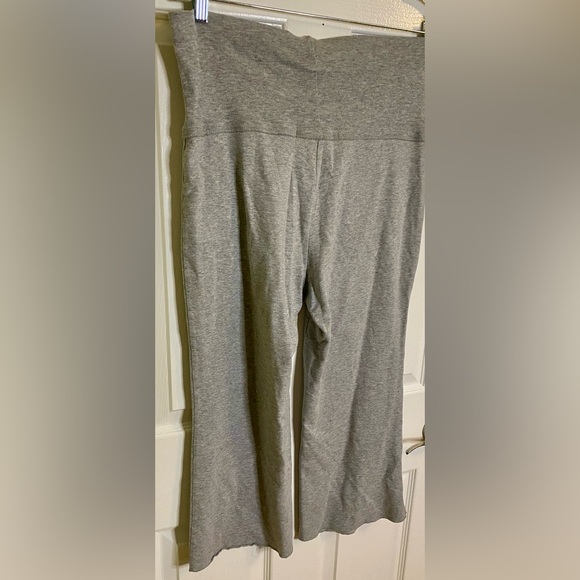 EXPRESS FOLD OVER TOP YOGA PANTS - Picture 3 of 7